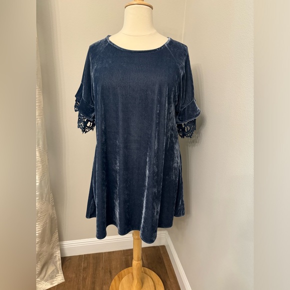 UMGEE XL Dress 💙 - Picture 1 of 4